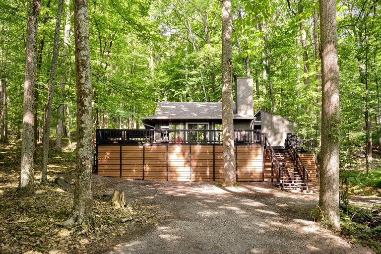 Cabins (United States of America, Berkeley Springs, West Virginia)