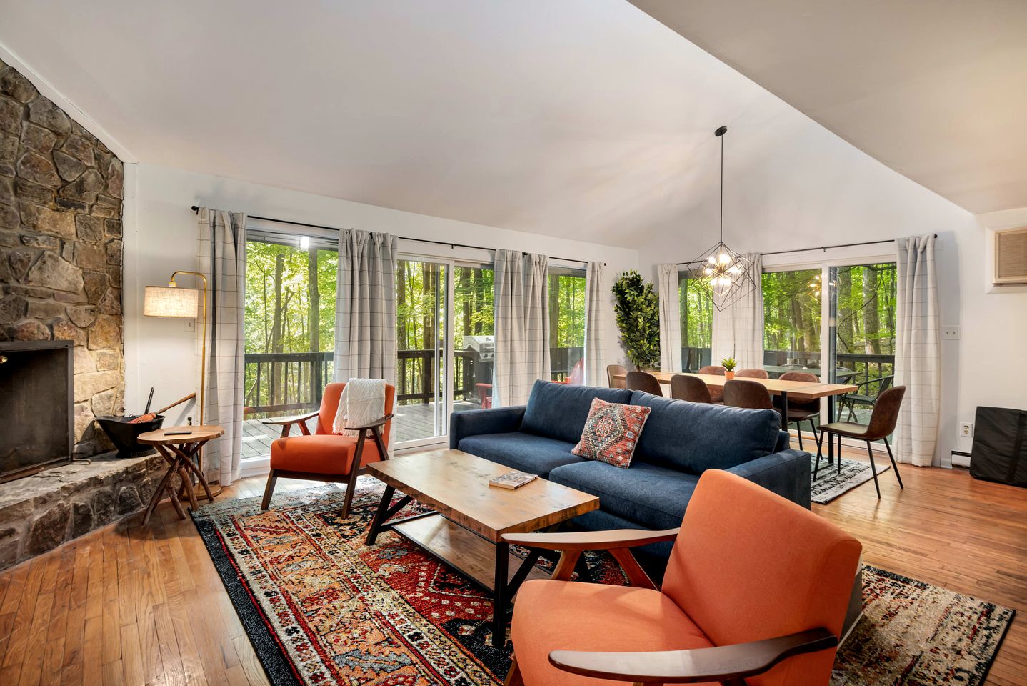 Awesome Cabin with Barbecue in Berkeley Springs, West Virginia