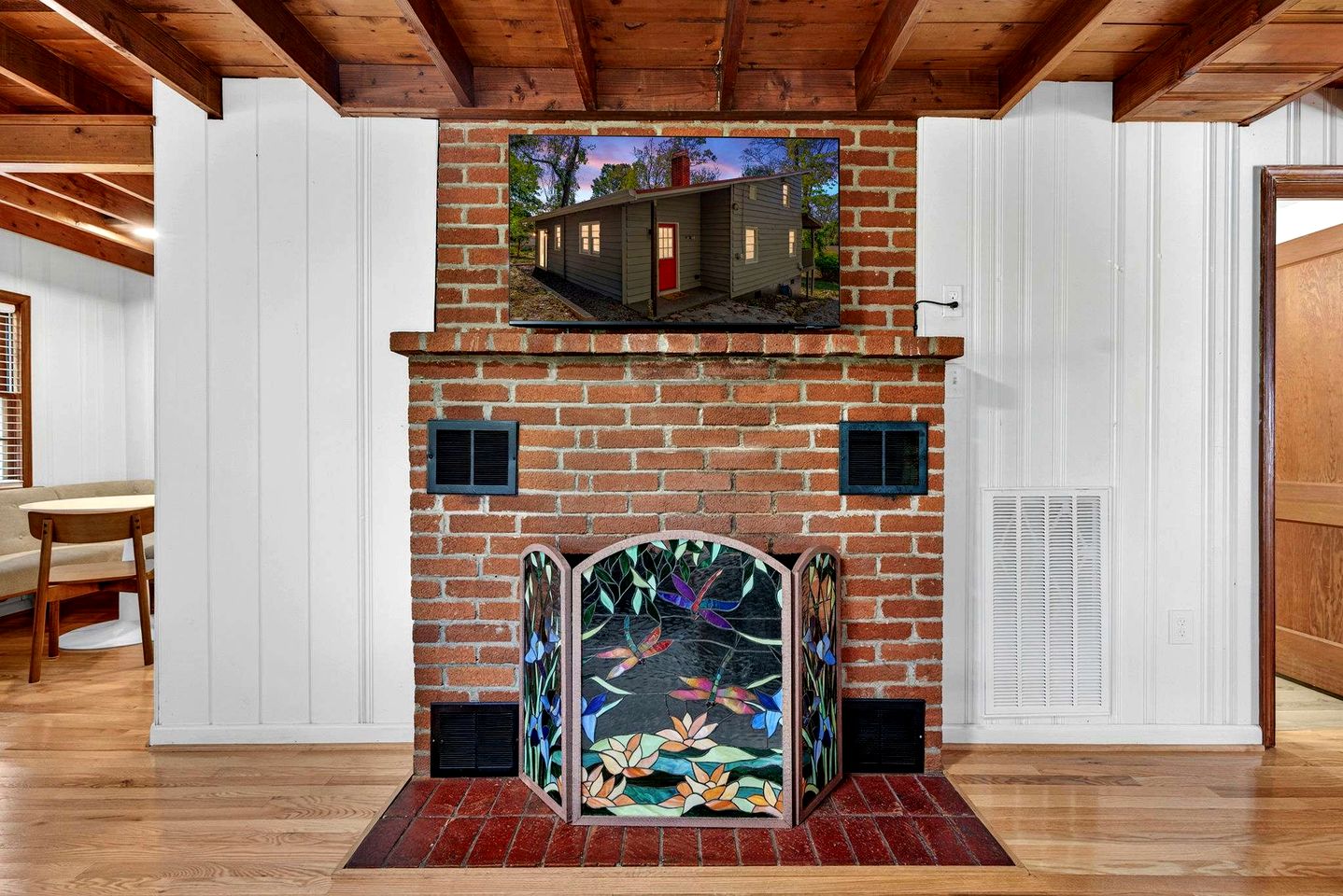 Spacious Riverfront Cabin with Private River Access Near Harpers Ferry | Harpers Ferry, West Virginia