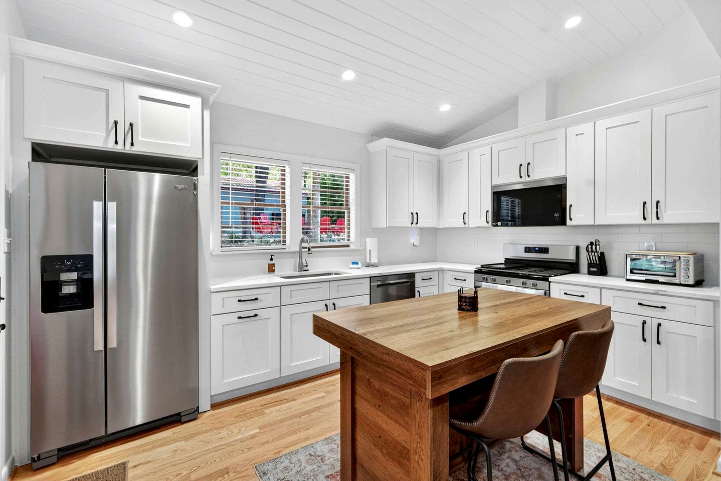 Spacious Riverfront Cabin with Private River Access Near Harpers Ferry | Harpers Ferry, West Virginia