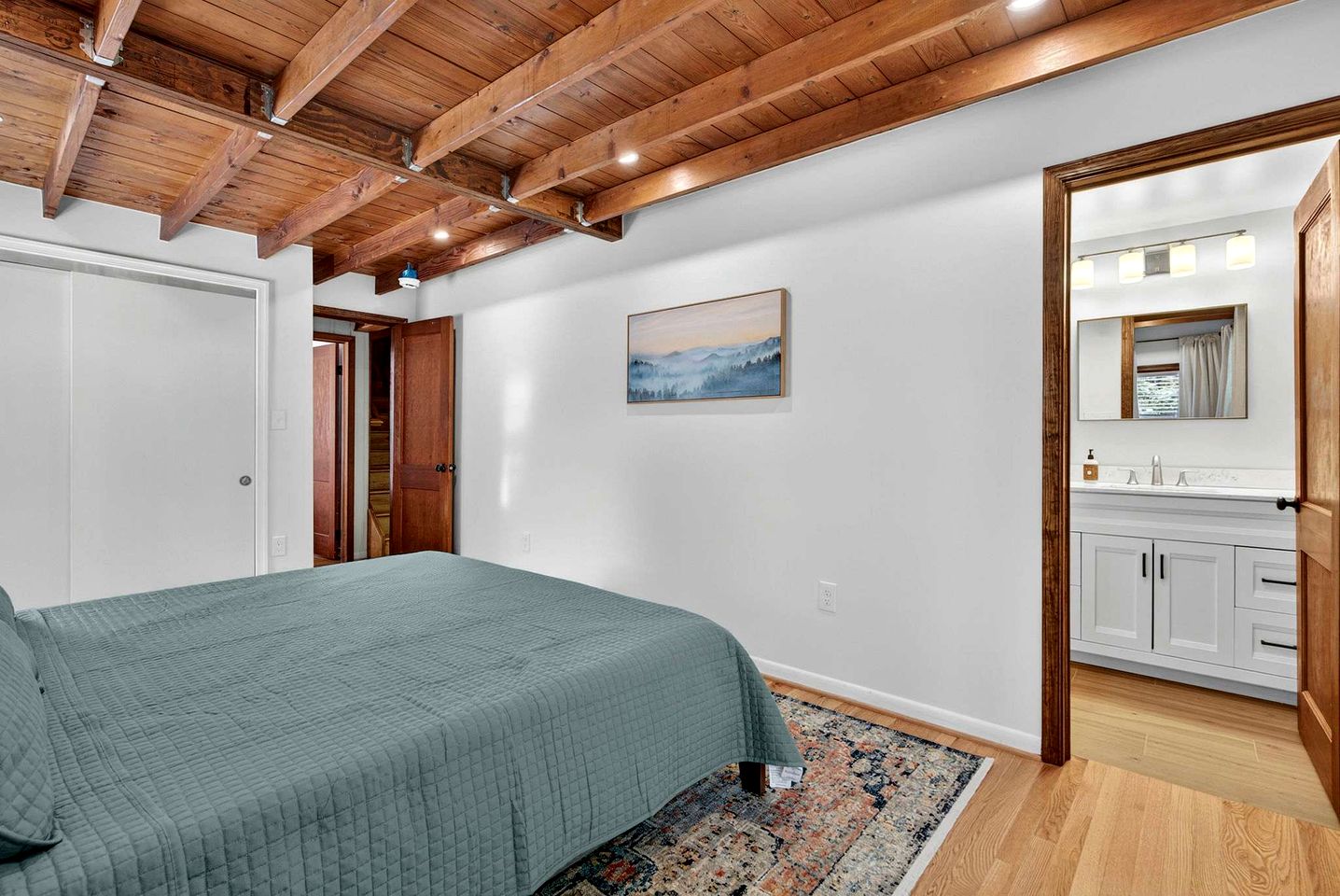 Spacious Riverfront Cabin with Private River Access Near Harpers Ferry | Harpers Ferry, West Virginia