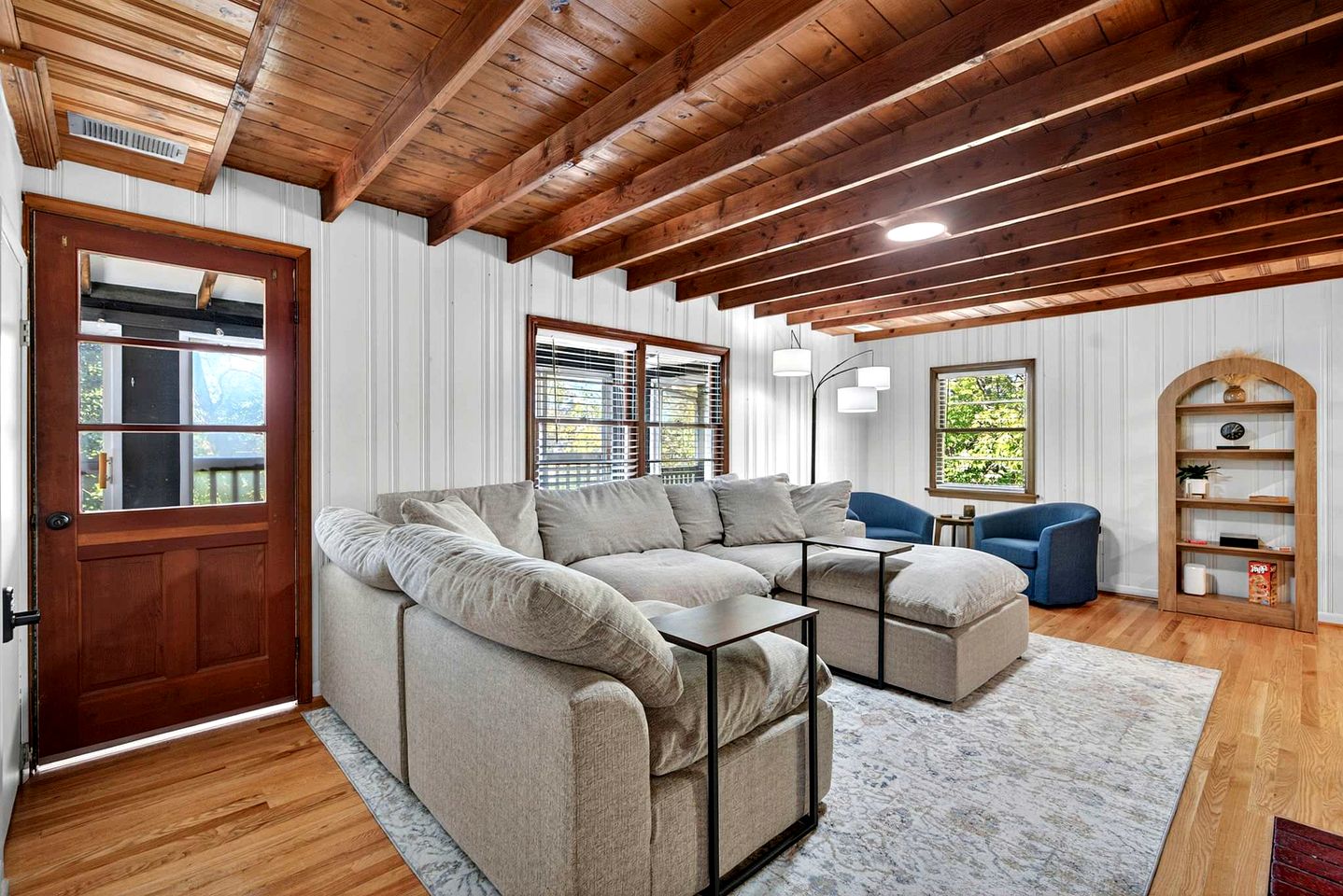 Spacious Riverfront Cabin with Private River Access Near Harpers Ferry | Harpers Ferry, West Virginia