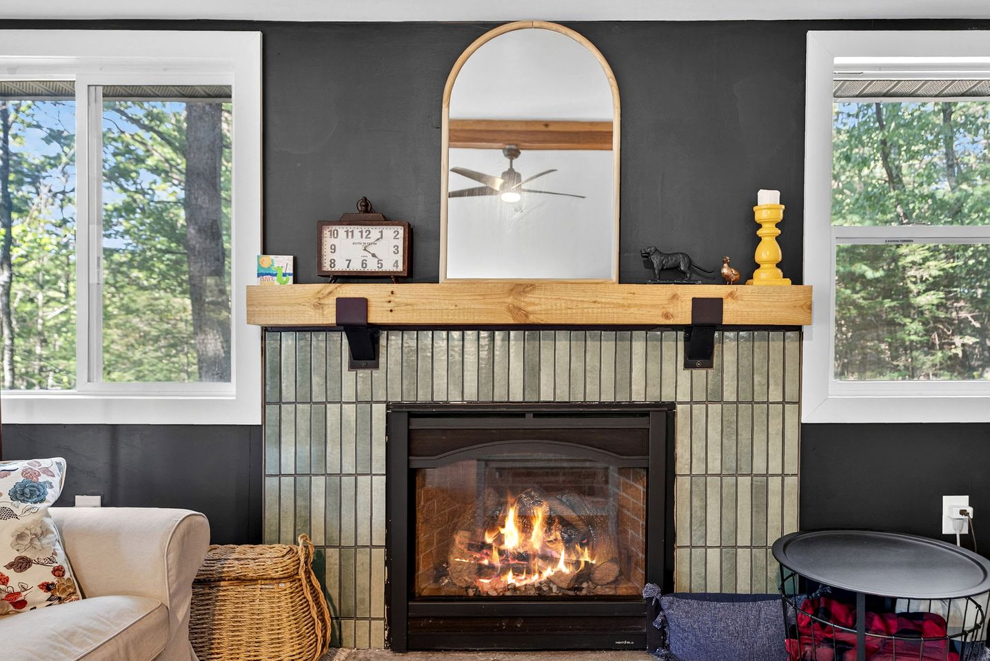 Cozy Modern Cabin with Fire Pit & Trail Access near Berkeley Springs, West Virginia