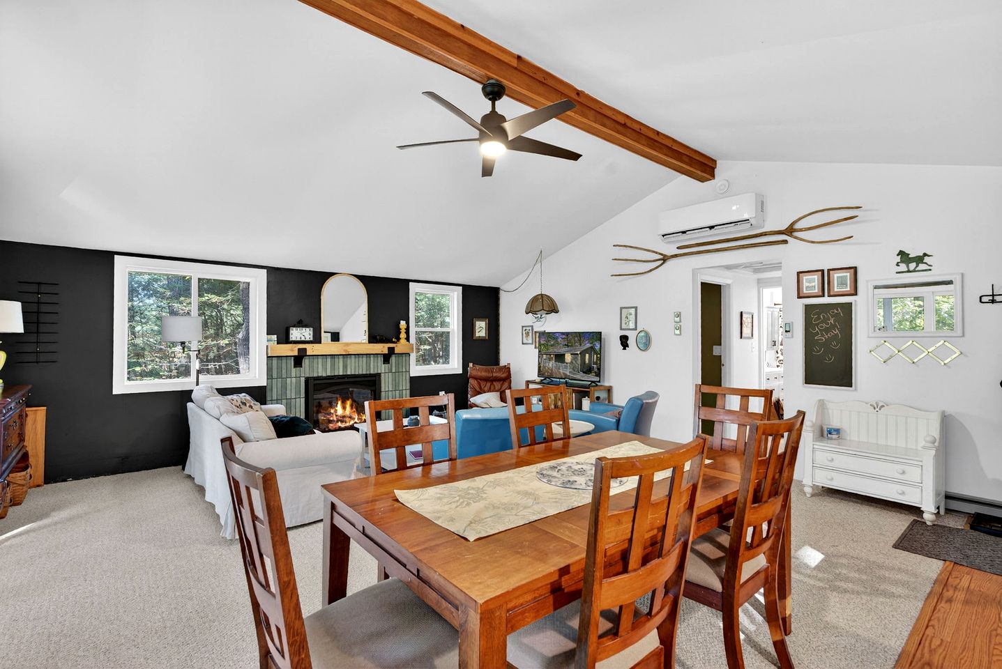 Cozy Modern Cabin with Fire Pit & Trail Access near Berkeley Springs, West Virginia