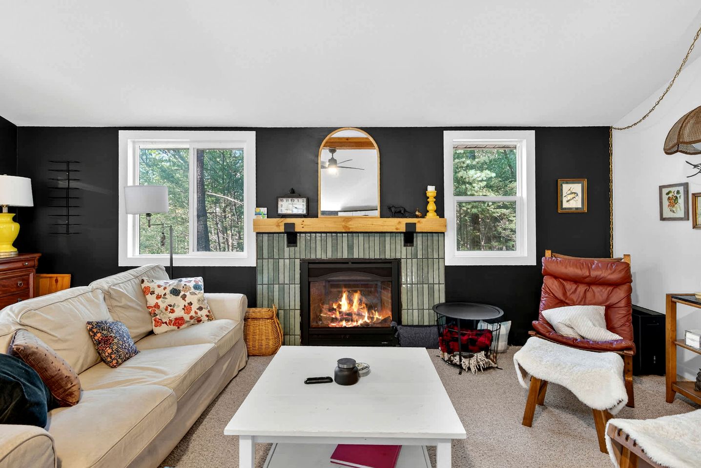 Cozy Modern Cabin with Fire Pit & Trail Access near Berkeley Springs, West Virginia