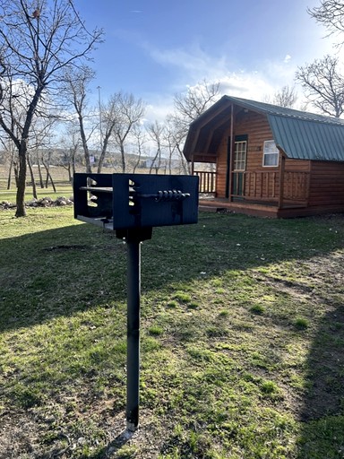 Cabins (United States of America, Sturgis, South Dakota)