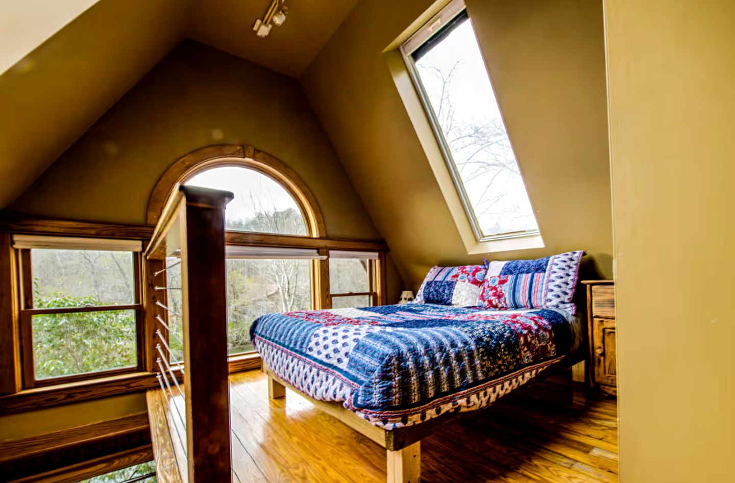 Romantic Riverfront Cabin with Pool Access in Blue Ridge, Georgia