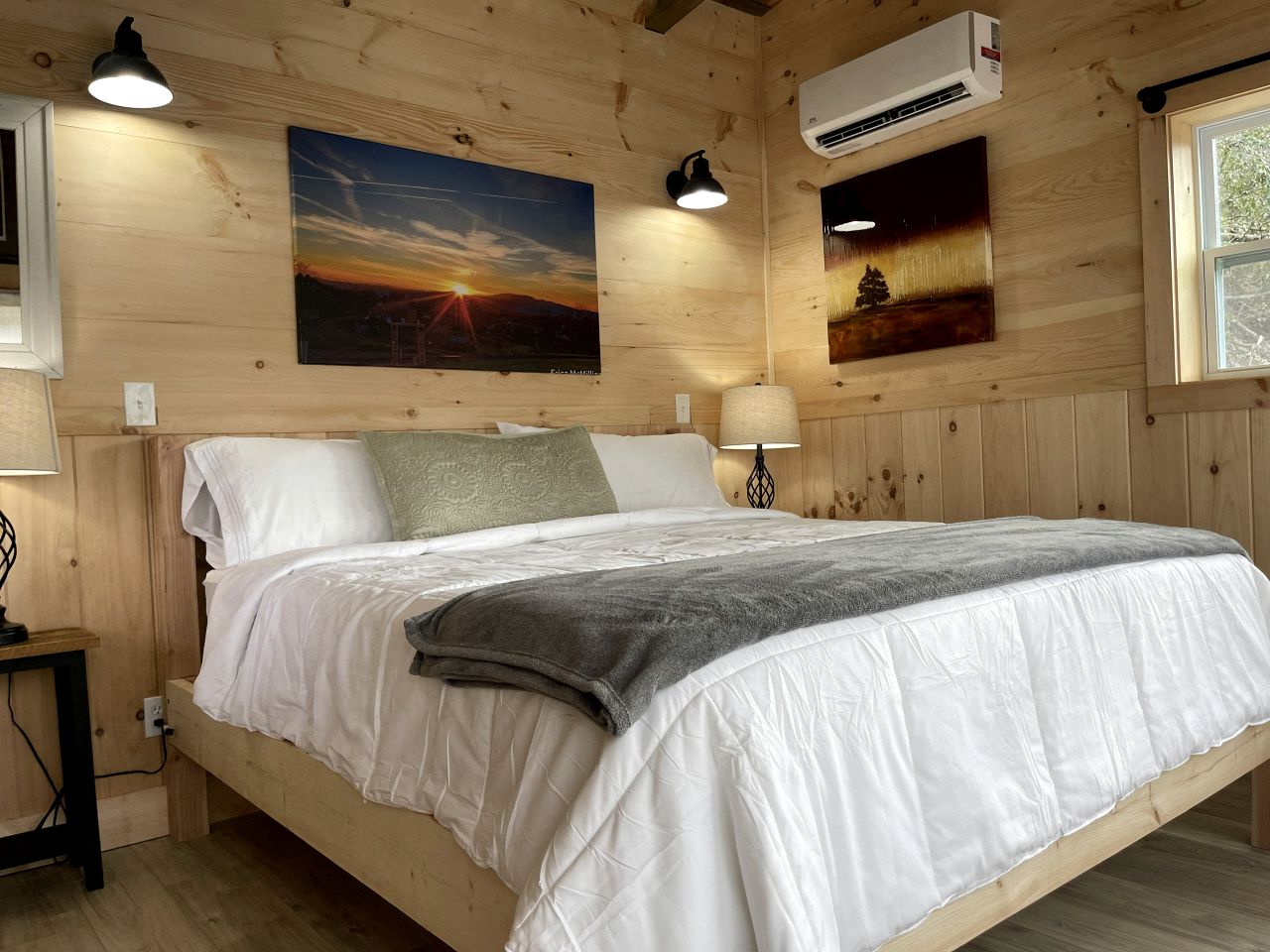 Romantic Riverfront Cabin with Pool Access in Blue Ridge, Georgia