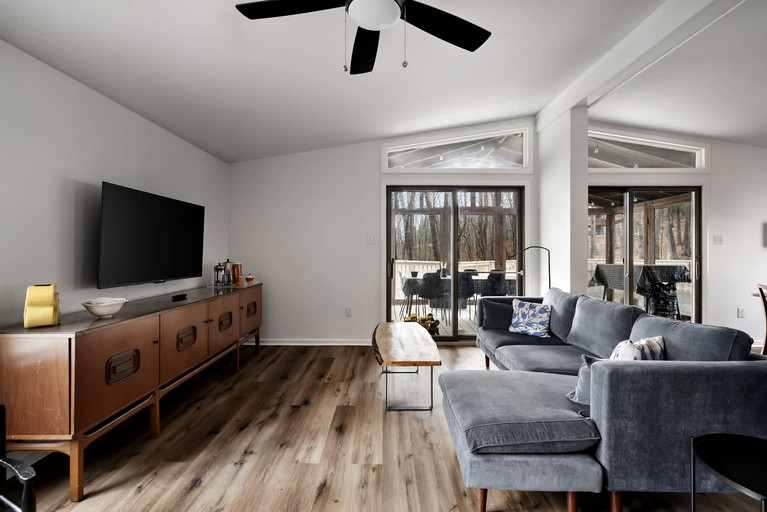 Cabins (United States of America, Berkeley Springs , West Virginia)