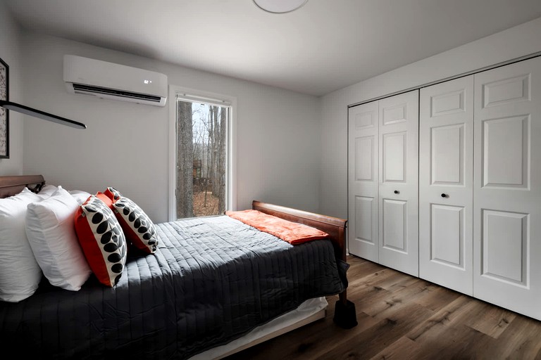 Cabins (United States of America, Berkeley Springs , West Virginia)