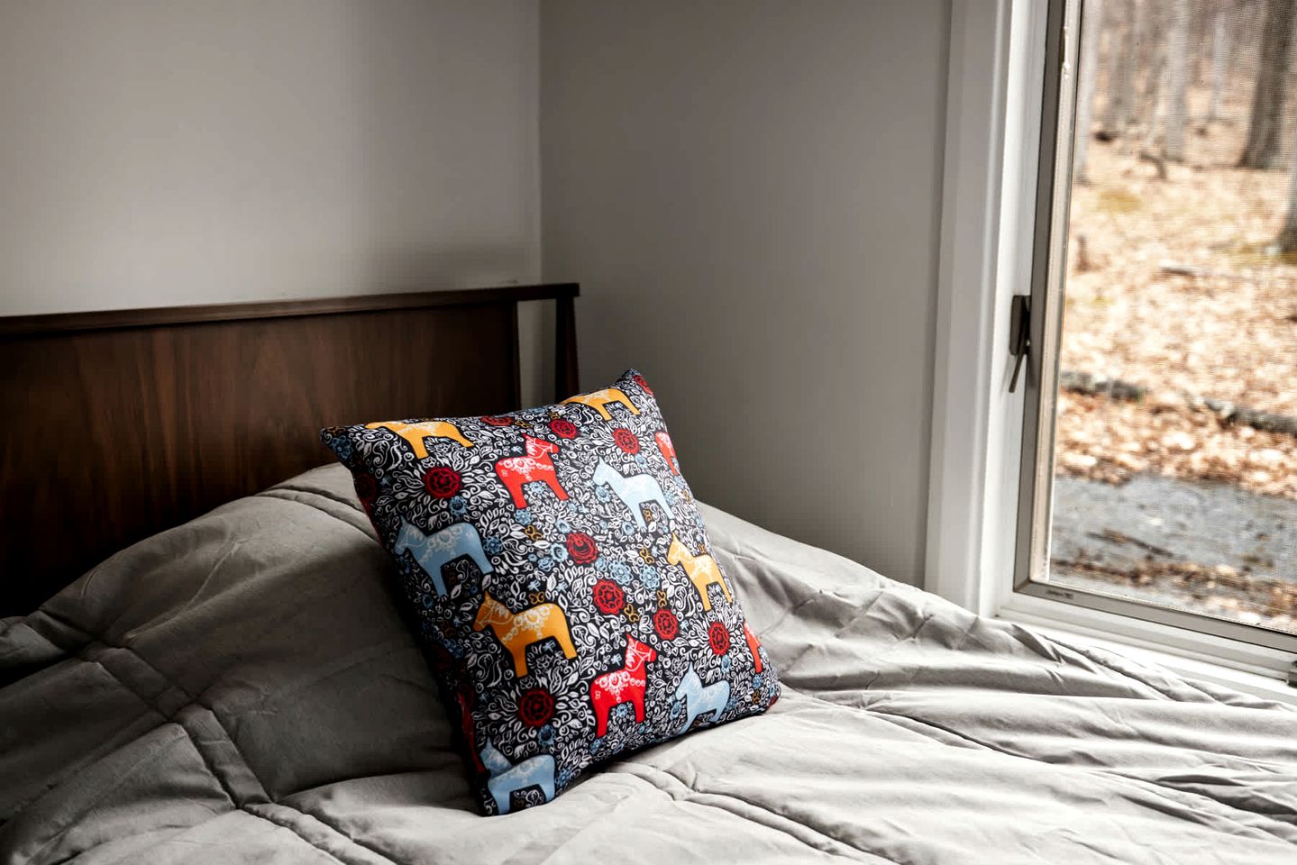 Enchanting Woodland Cabin Retreat near Cacapon River in West Virginia