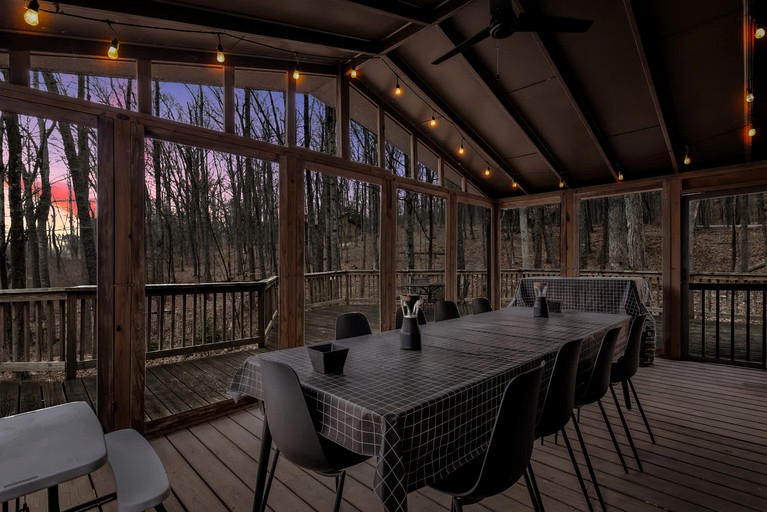 Cabins (United States of America, Berkeley Springs , West Virginia)