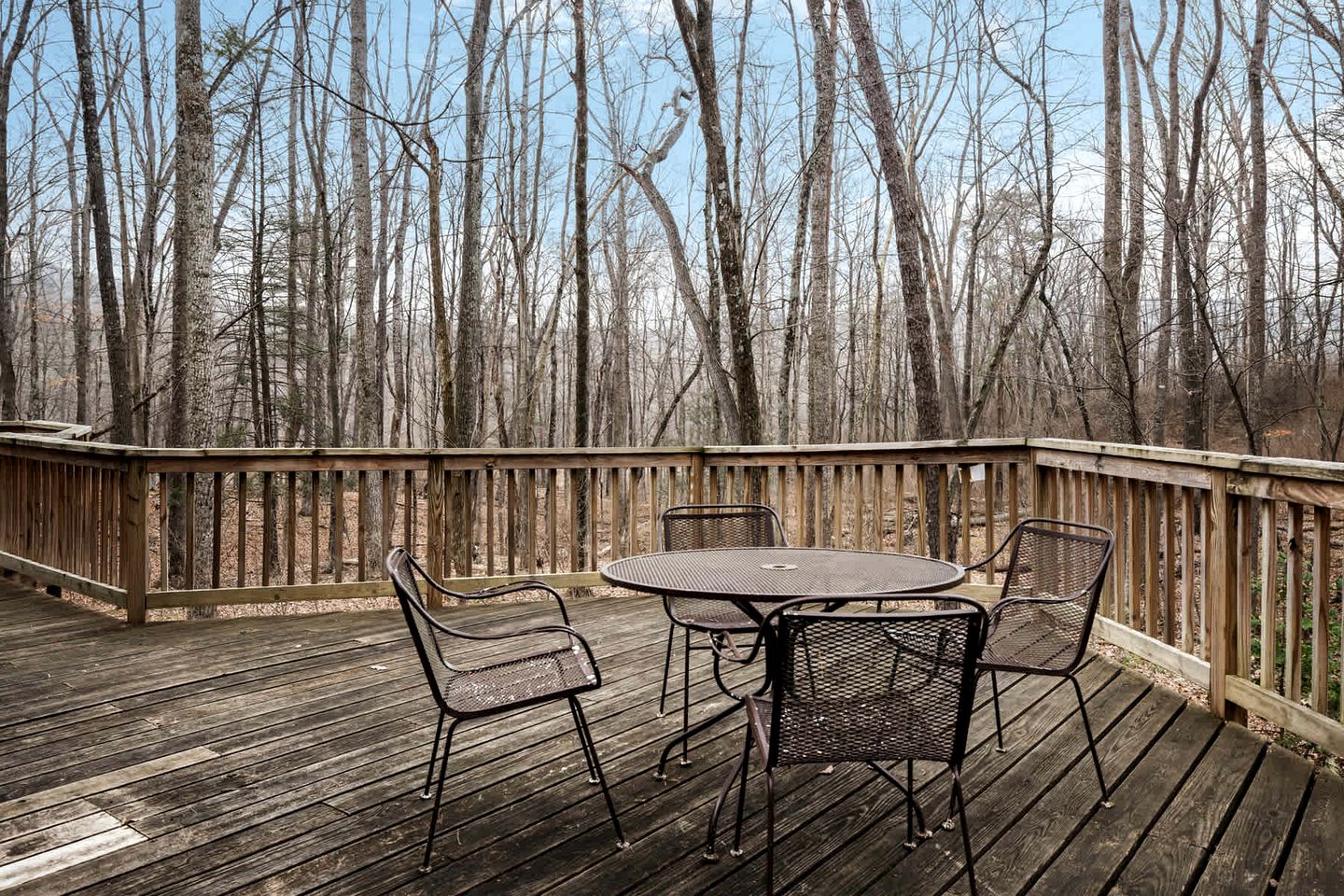 Enchanting Woodland Cabin Retreat near Cacapon River in West Virginia