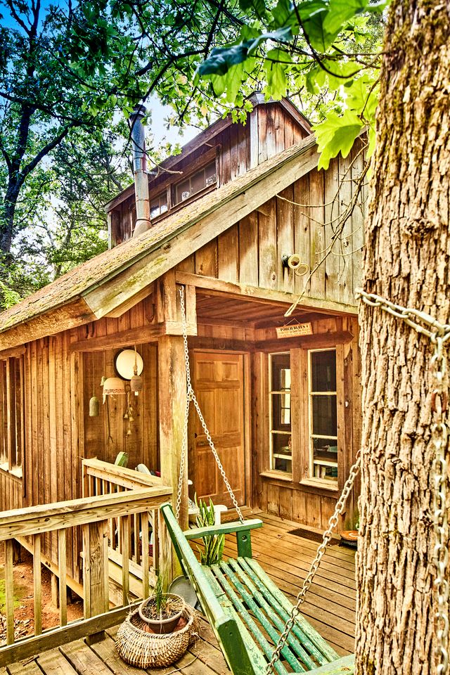 Gorgeous Multi-Unit Cabin Rental for Larger Groups Nestled in the Trees for an Unforgettable Getaway in Nature in Ben Wheeler, Texas