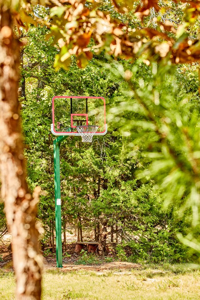 Gorgeous Multi-Unit Cabin Rental for Larger Groups Nestled in the Trees for an Unforgettable Getaway in Nature in Ben Wheeler, Texas