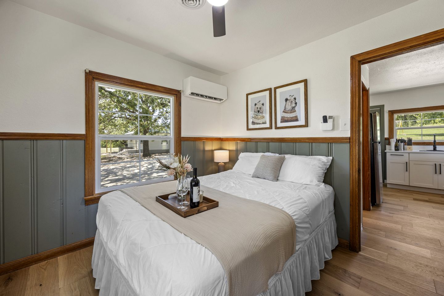 Private Cabin Getaway Surrounded by Nature in Madill, Oklahoma