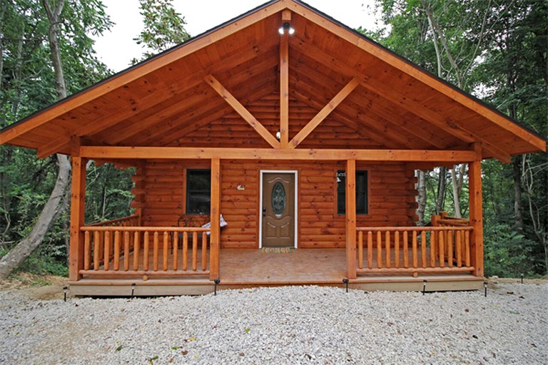 Log Cabins (Logan, Ohio, United States)