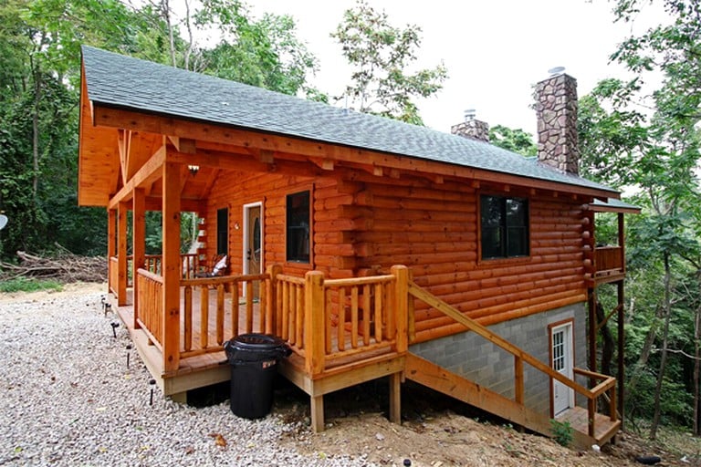 Log Cabins (Logan, Ohio, United States)