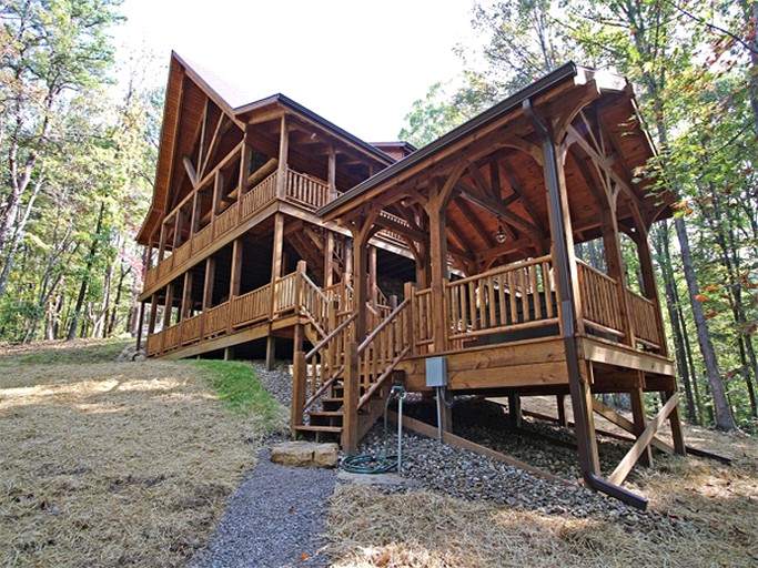 Log Cabins (Logan, Ohio, United States)