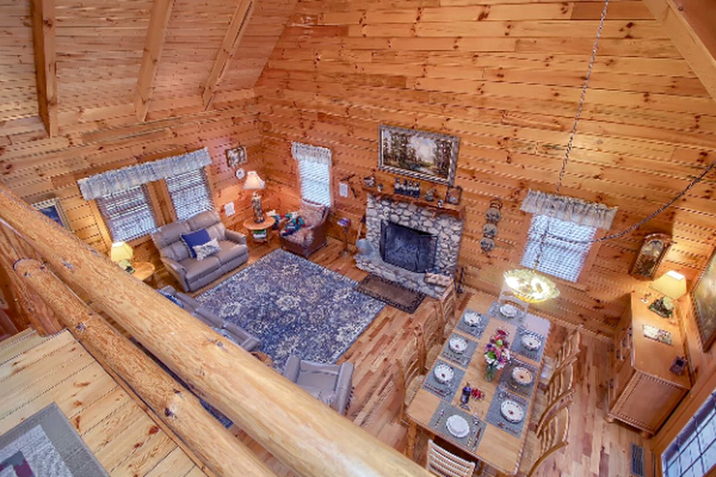 Secluded Log Cabin Rental with a Hot Tub in the Hocking Hills, Ohio