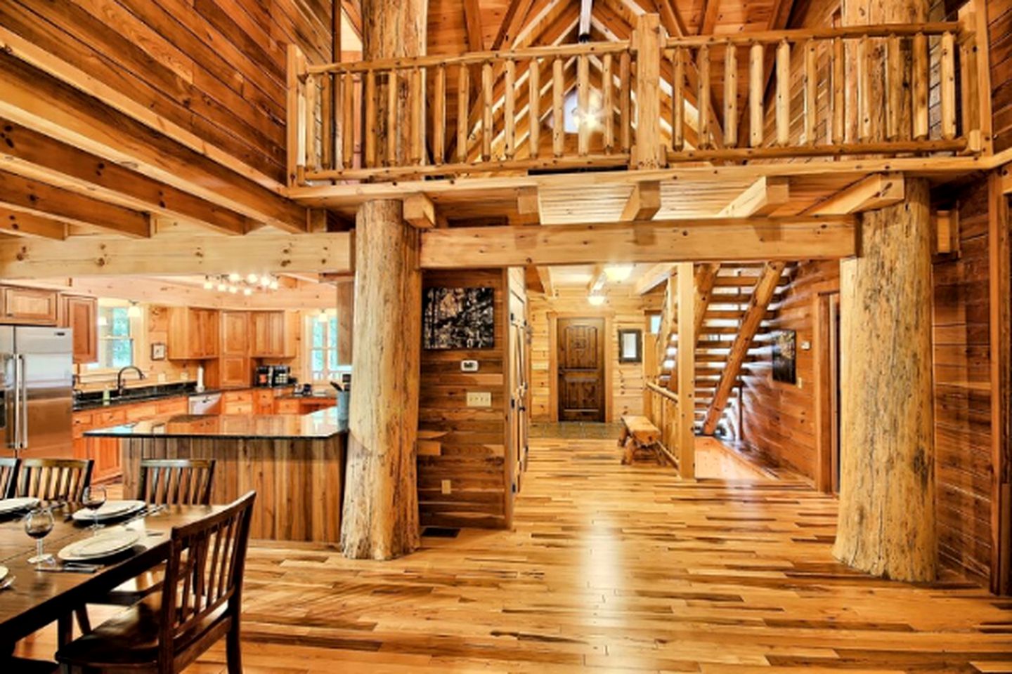 Delightful Vacation Cabin Perfect for a Large Group near Ash Cave, Ohio