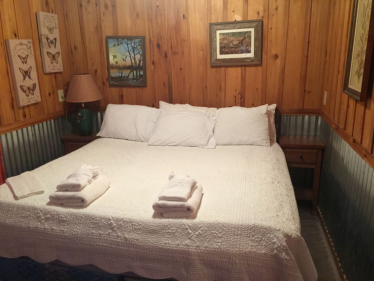 Pecan Grove RV Park, Cabins 29218, Lake Village, United States of