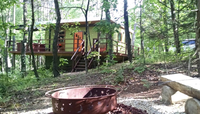 Cabins (Hocking Hills, Ohio, United States)