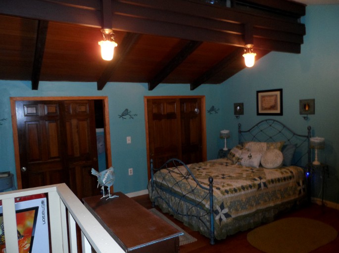 Cabins (Hocking Hills, Ohio, United States)