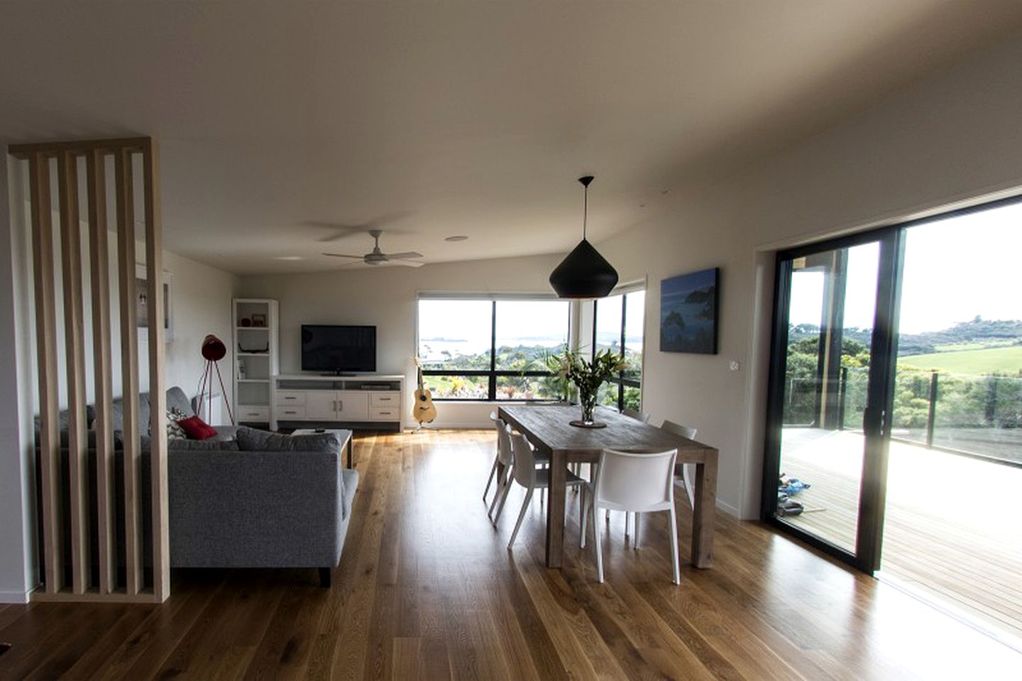 Two-Bedroom Luxury Vacation Rental with Vineyard Views near Auckland, New Zealand