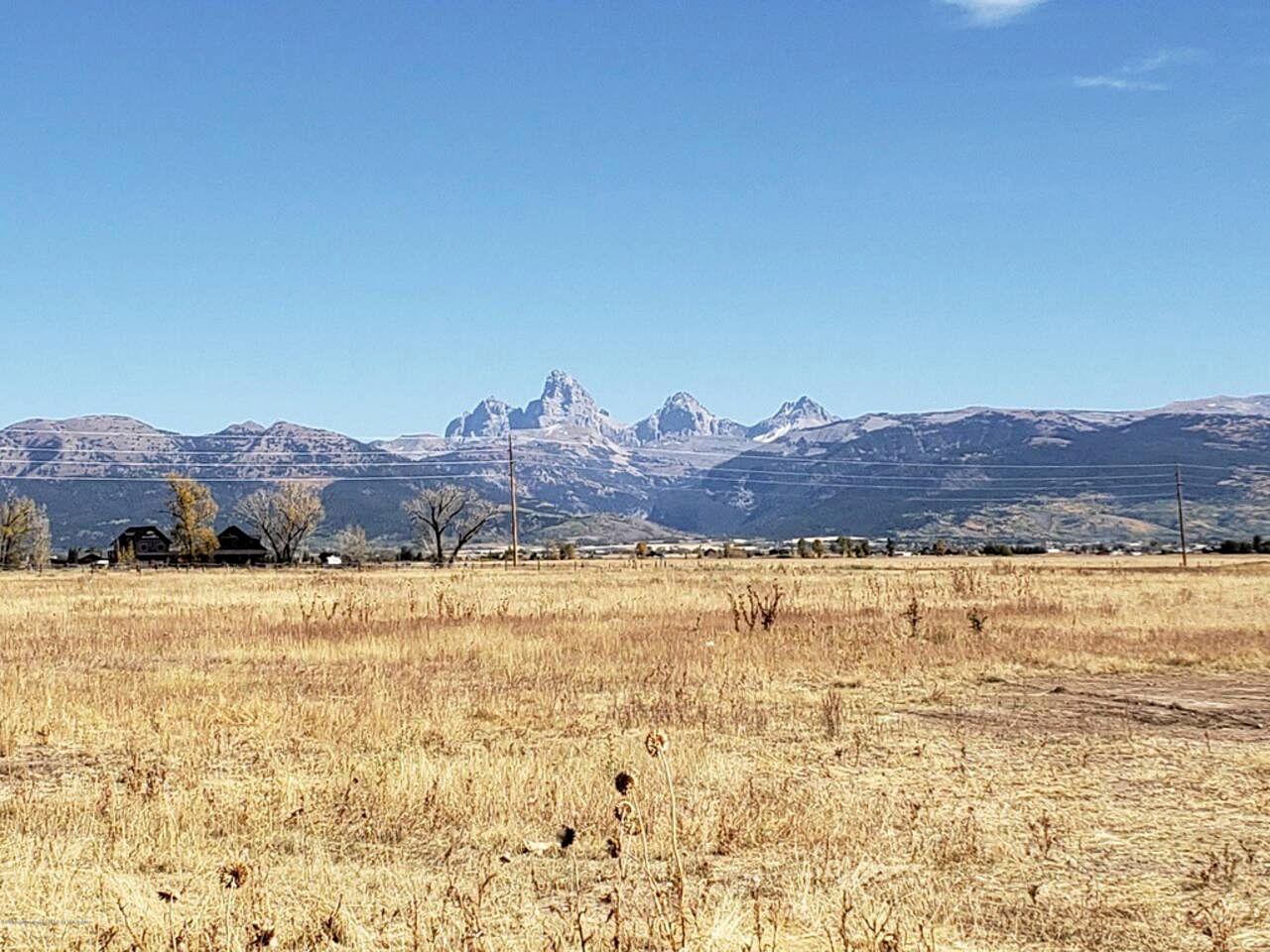 Spacious Farmhouse Estate with Mountain Views & Dual Kitchens near Skiing and Trails in Tetonia, Idaho