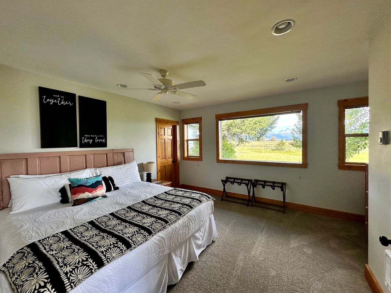 Beautiful Unit in a Scenic Farmhouse Retreat with Panoramic Views near Skiing & Trails in Tetonia, Idaho