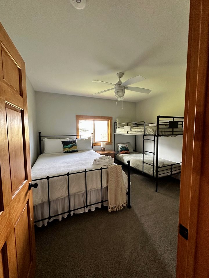 Beautiful Unit in a Scenic Farmhouse Retreat with Panoramic Views near Skiing & Trails in Tetonia, Idaho