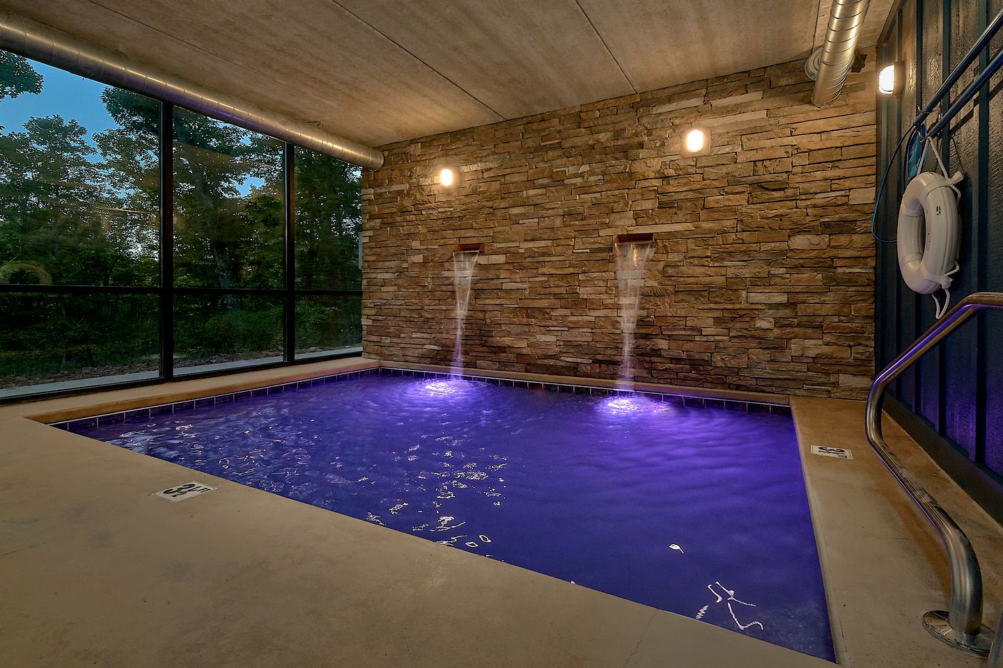 Luxury Glamping Site with Indoor Pool and Sauna Facilities for Special Getaways in Gatlinburg, Tennessee