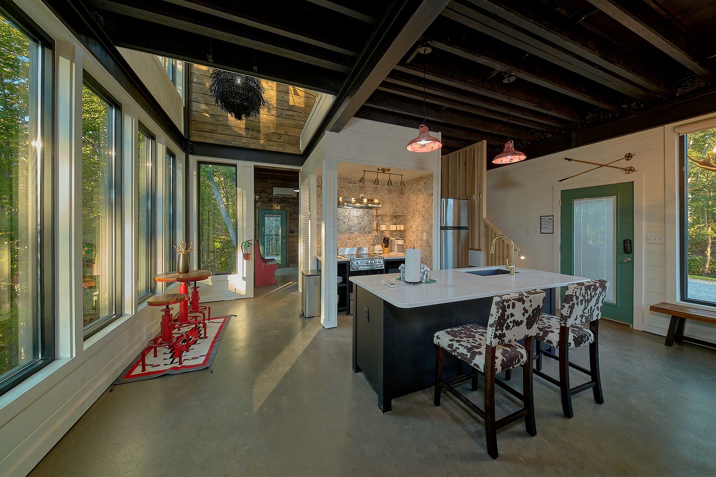 Luxury Glamping Site with Indoor Pool and Sauna Facilities for Special Getaways in Gatlinburg, Tennessee