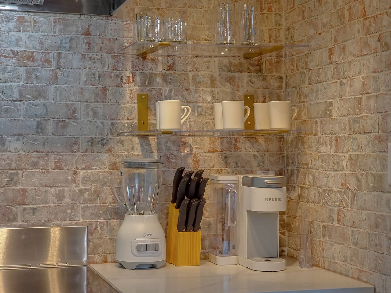 Luxury Glamping Site with Indoor Pool and Sauna Facilities for Special Getaways in Gatlinburg, Tennessee