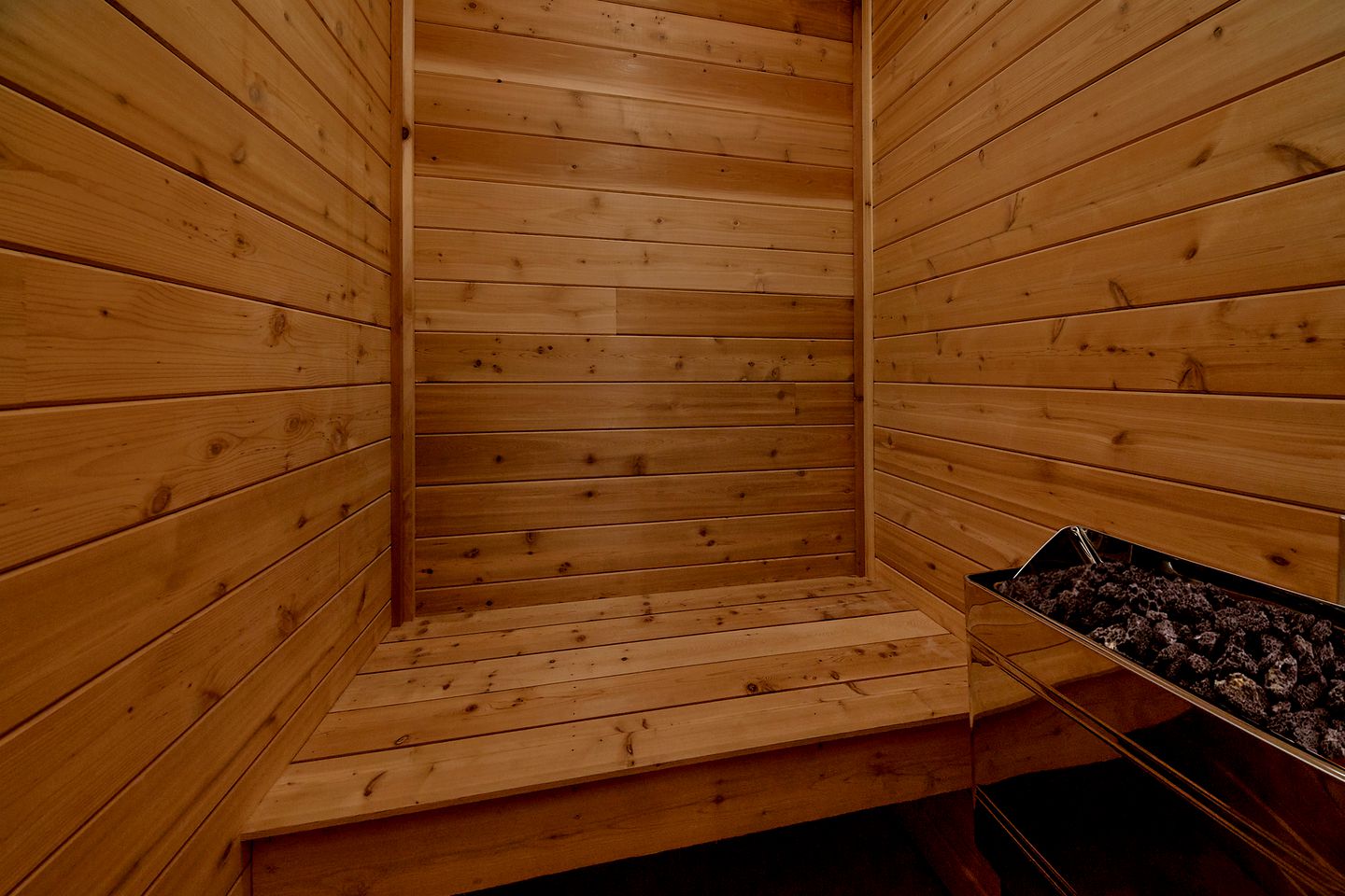 Luxury Glamping Site with Indoor Pool and Sauna Facilities for Special Getaways in Gatlinburg, Tennessee