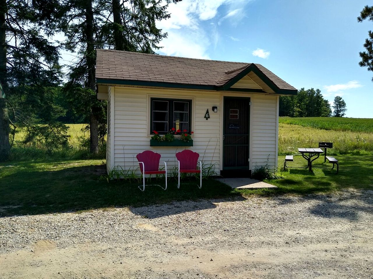 Cadillac Wilderness Escape: Glamping Cabins for Rest and Relaxation