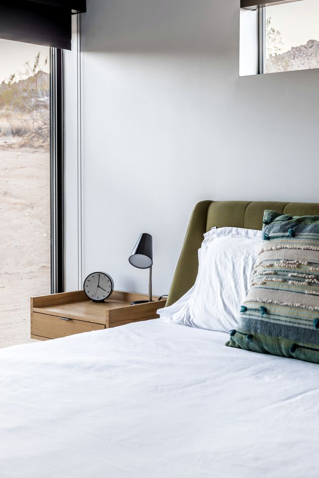 Secluded Modern Style Vacation Rental with Hot-tub in Joshua Tree, California