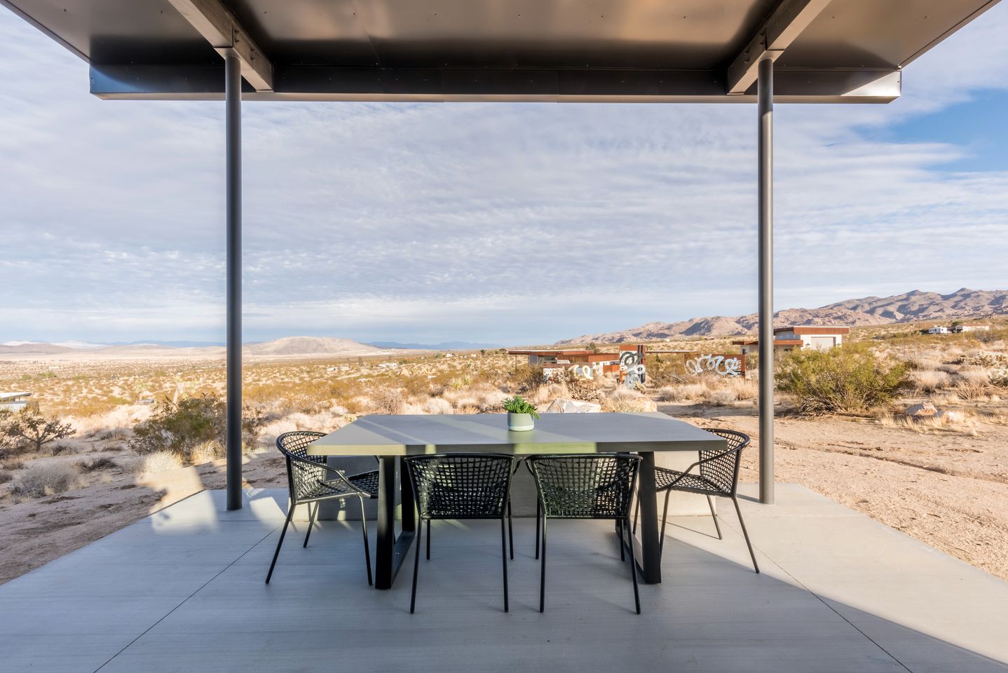 Secluded Modern Style Vacation Rental with Hot-tub in Joshua Tree, California