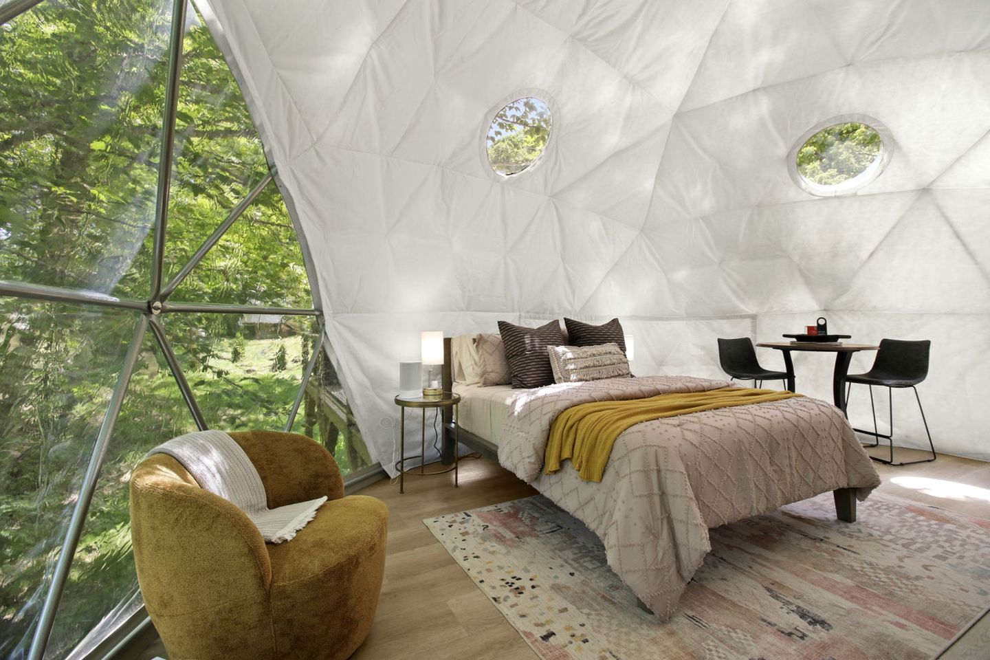 Outstanding Chic Dome with Private Deck in North Carolina