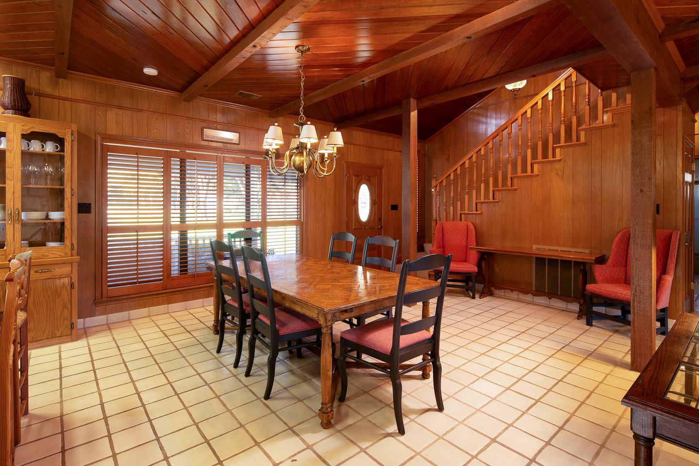 New Braunfels Glamping Retreat with Direct River Access. Ideal for Water Sports