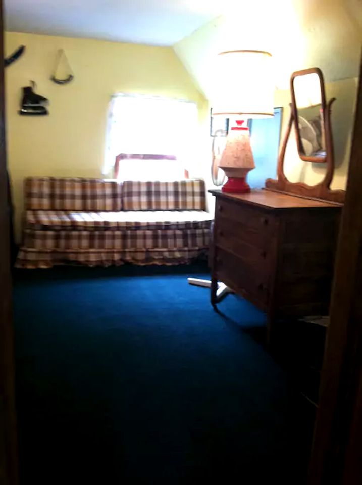 Secluded Family-Friendly Cabin Rental on 90 Acres in Newland, North Carolina