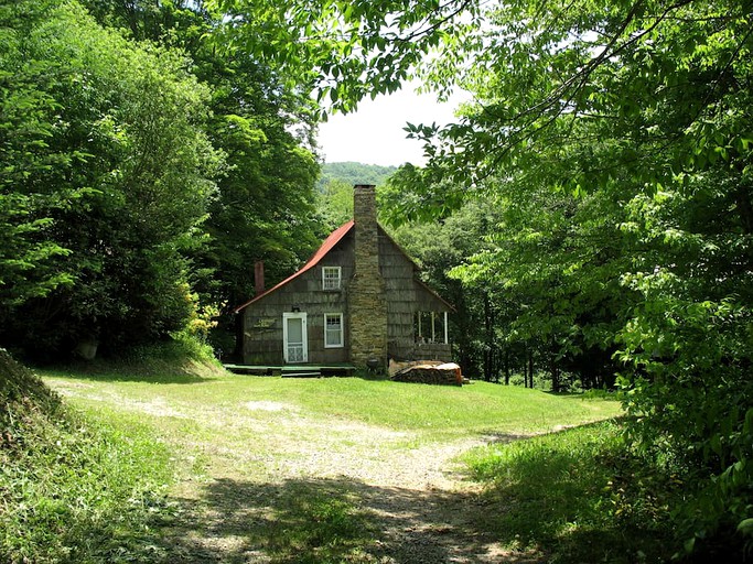 Cabins (Newland, North Carolina, United States)