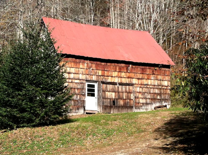 Cabins (Newland, North Carolina, United States)