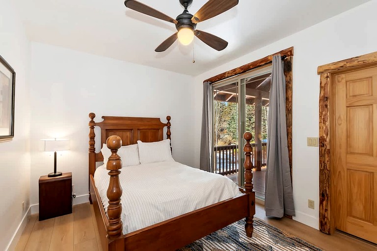 Cabins (United States of America, San Bernardino, California)