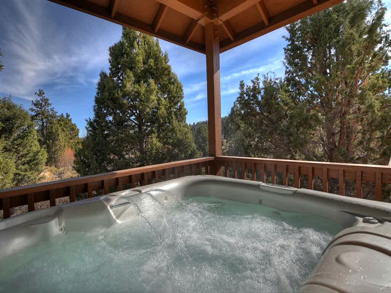 California Dreaming: Lakeside Cabin Getaway in the Best Location