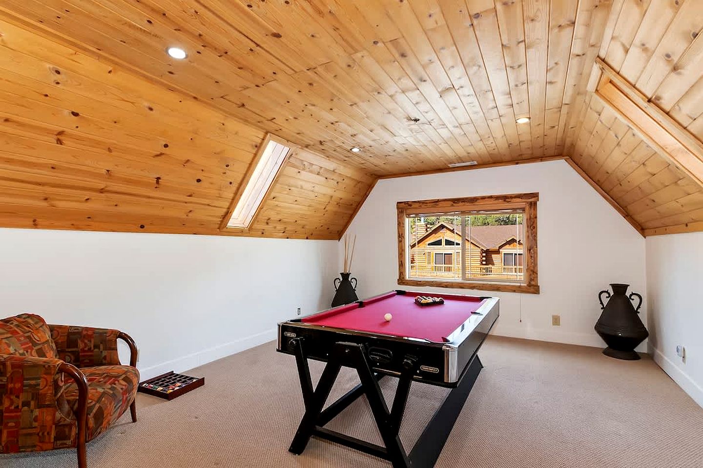 California Dreaming: Lakeside Cabin Getaway in the Best Location