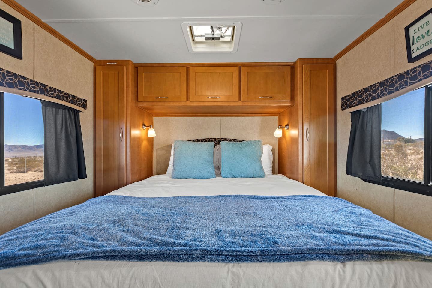 California Glamping Vacations in this Caravan Ideal for Enjoying Unique Views of the Desert