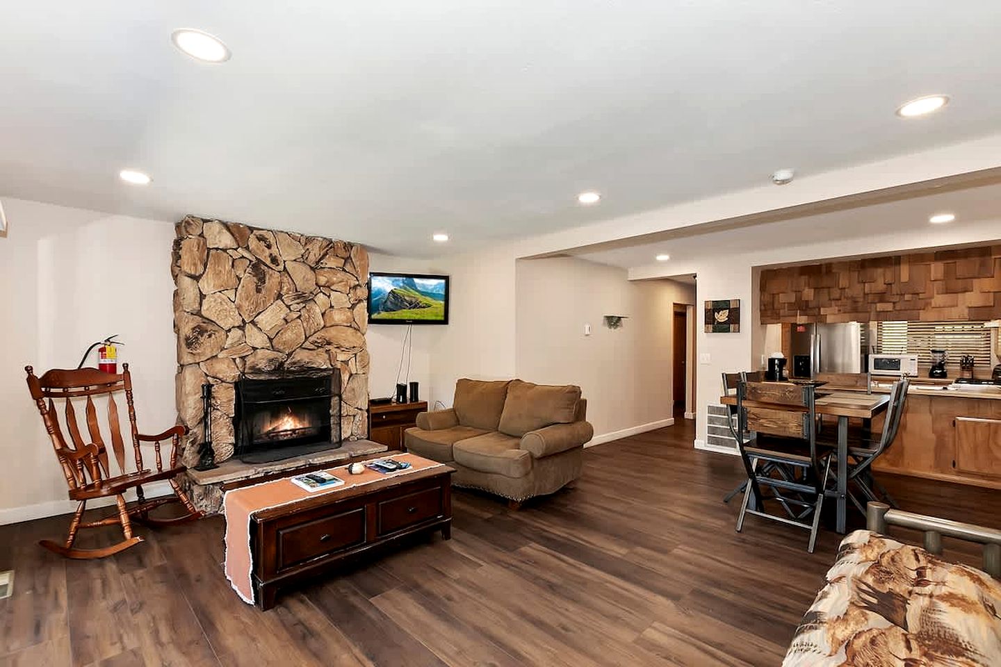 California Style All Year Long: Your Ideal Seasonal Retreat