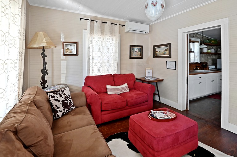 Floating Homes (United States of America, Fredericksburg, Texas)